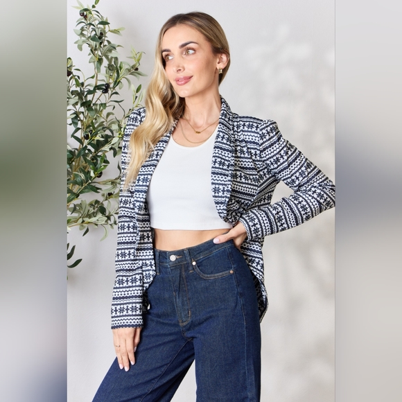 Heimish Full Size Open Front Snowflake Print Pattern Long Sleeve Blazer - Picture 3 of 11